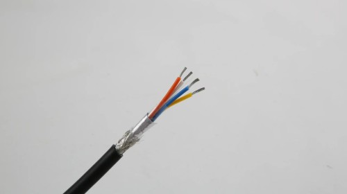 如何增强轨道交通电缆的抗干扰能力,确保信息传输的稳定性!